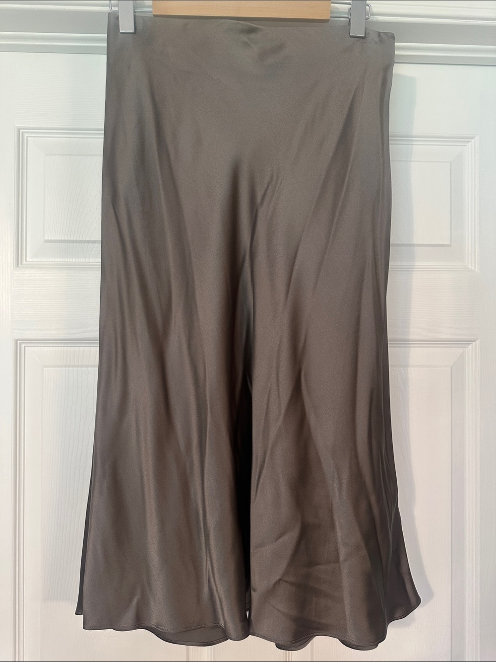 Quince 100% Washable Silk Midi Skirt — Grey — M